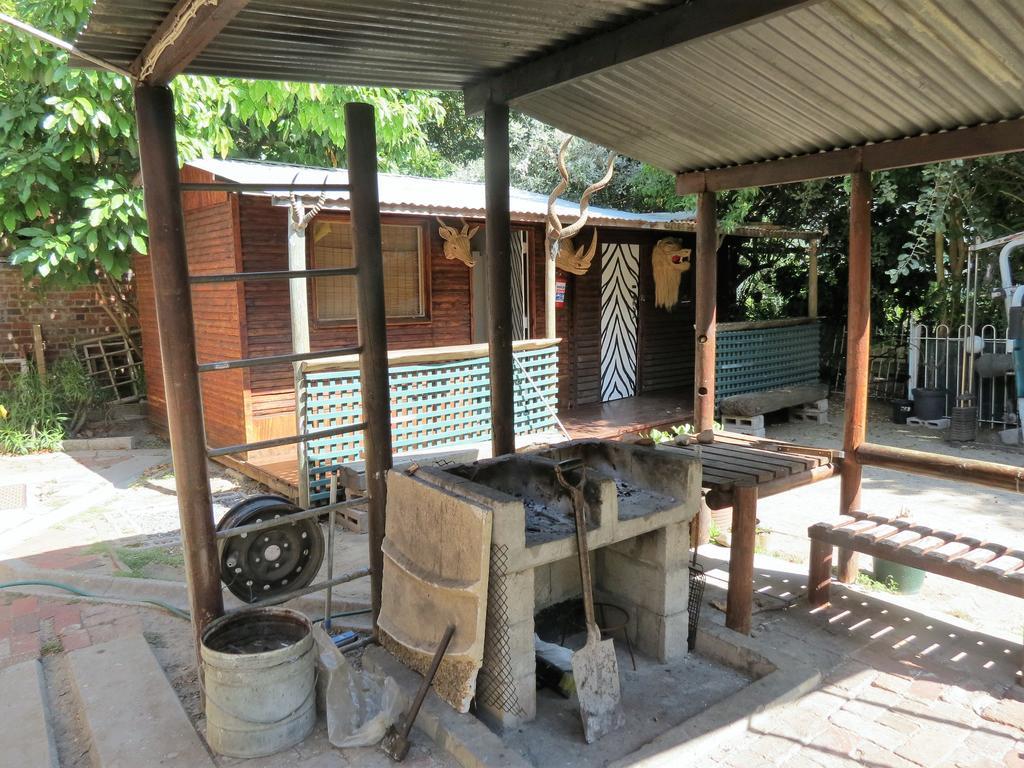 Riverlodge Backpackers Hostel