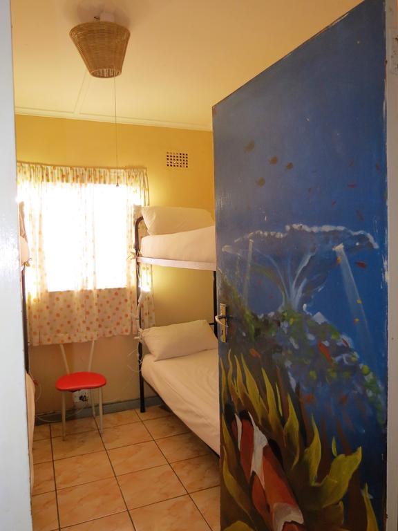 Riverlodge Backpackers * Cape Town